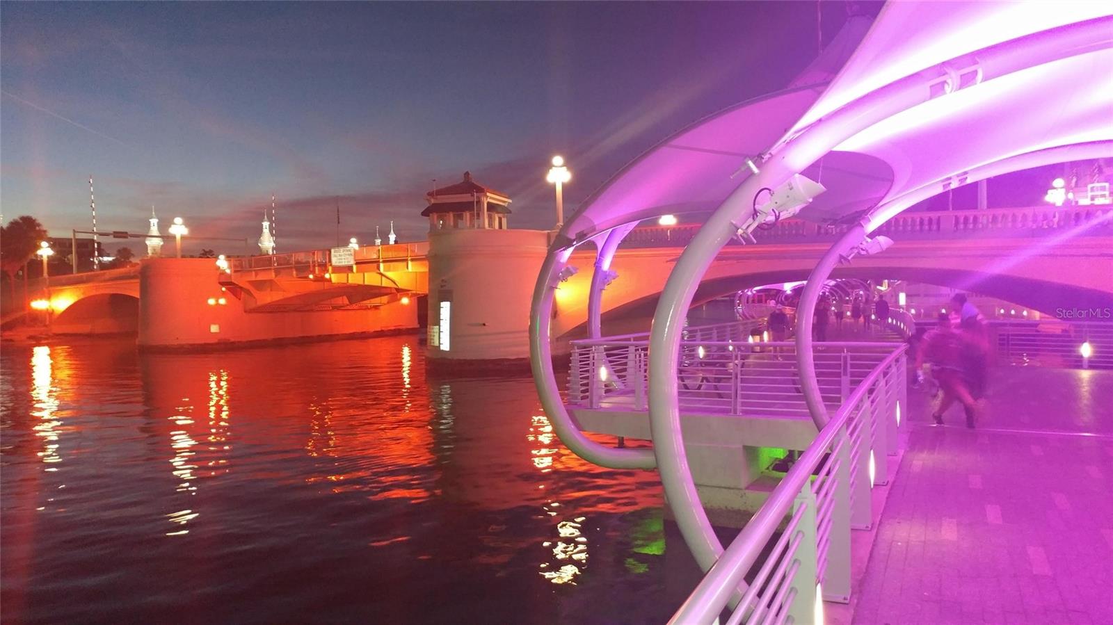 Image 33 of 39 For 345 Bayshore Boulevard 305