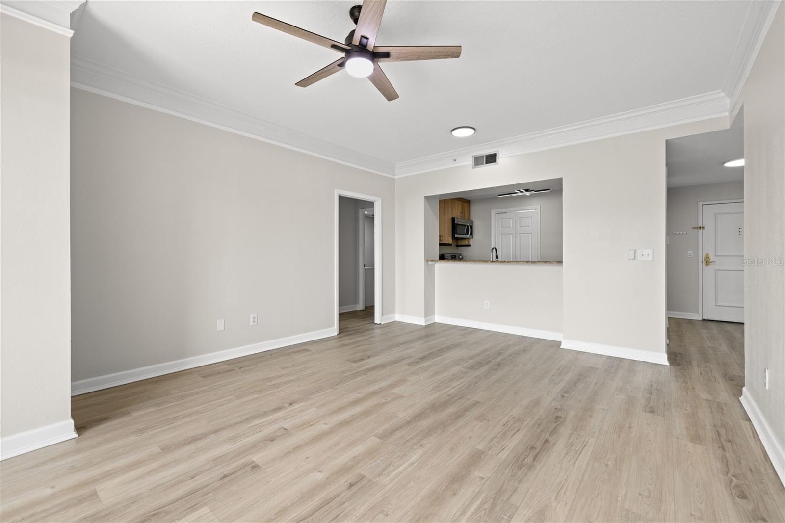 Image 7 of 39 For 345 Bayshore Boulevard 305