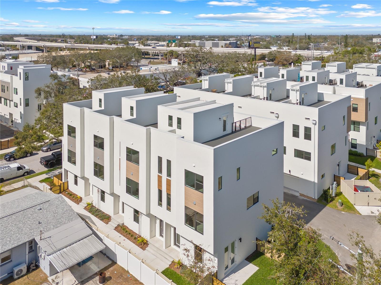 Details for 305 15th Street N, ST PETERSBURG, FL 33705