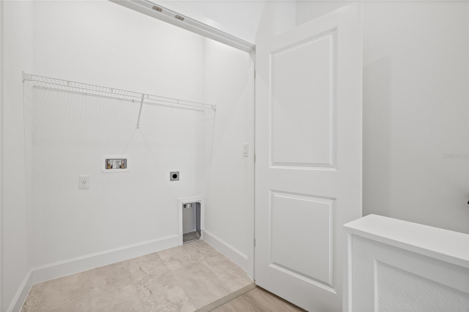 Image 22 of 37 For 305 15th Street N