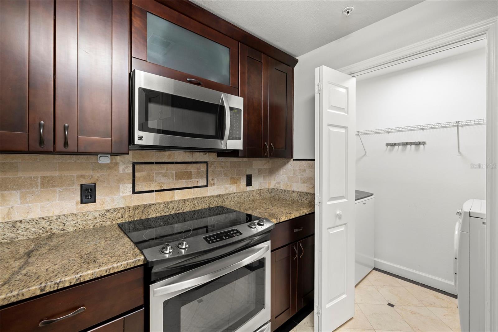 Image 12 of 40 For 345 Bayshore Boulevard 910