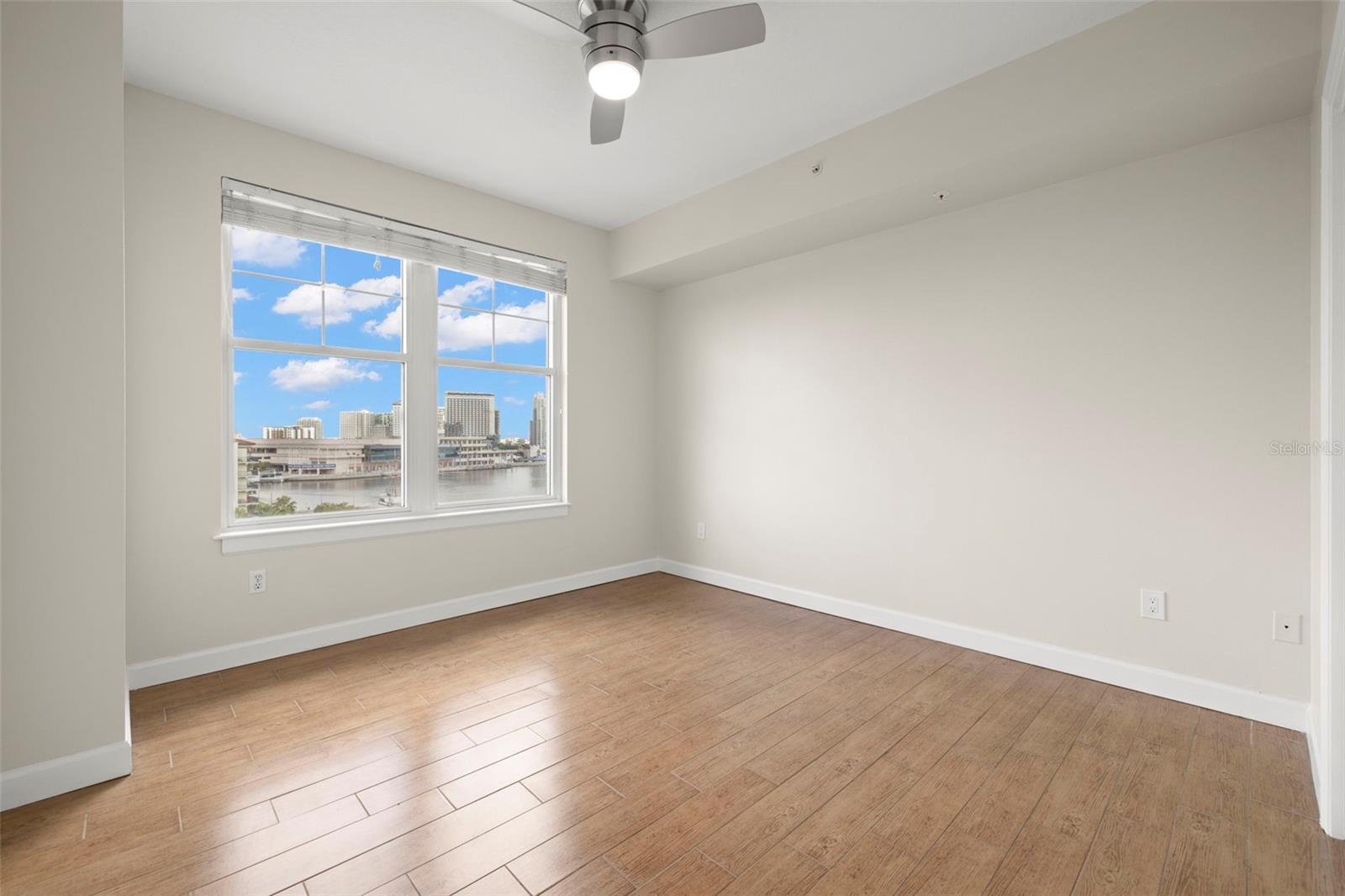 Image 16 of 40 For 345 Bayshore Boulevard 910