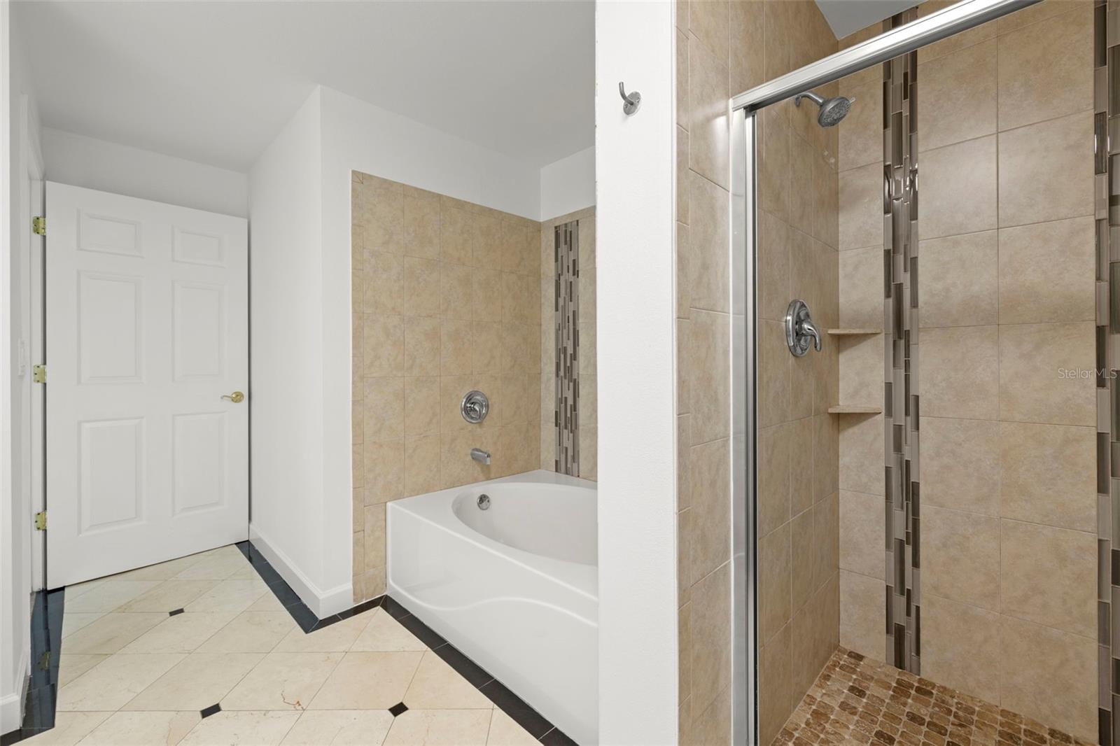 Image 20 of 40 For 345 Bayshore Boulevard 910