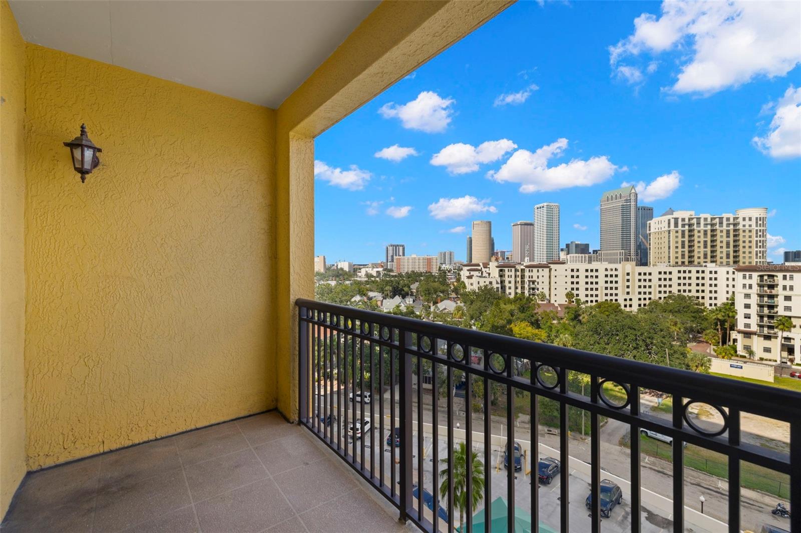 Image 29 of 40 For 345 Bayshore Boulevard 910