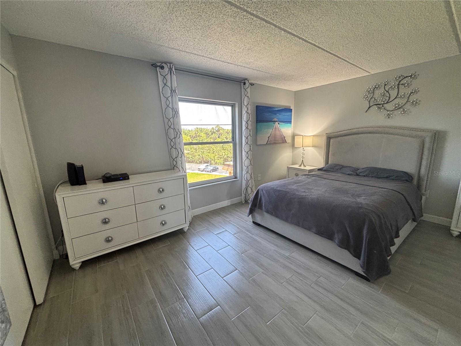 Image 9 of 18 For 12760 Indian Rocks Road 1102