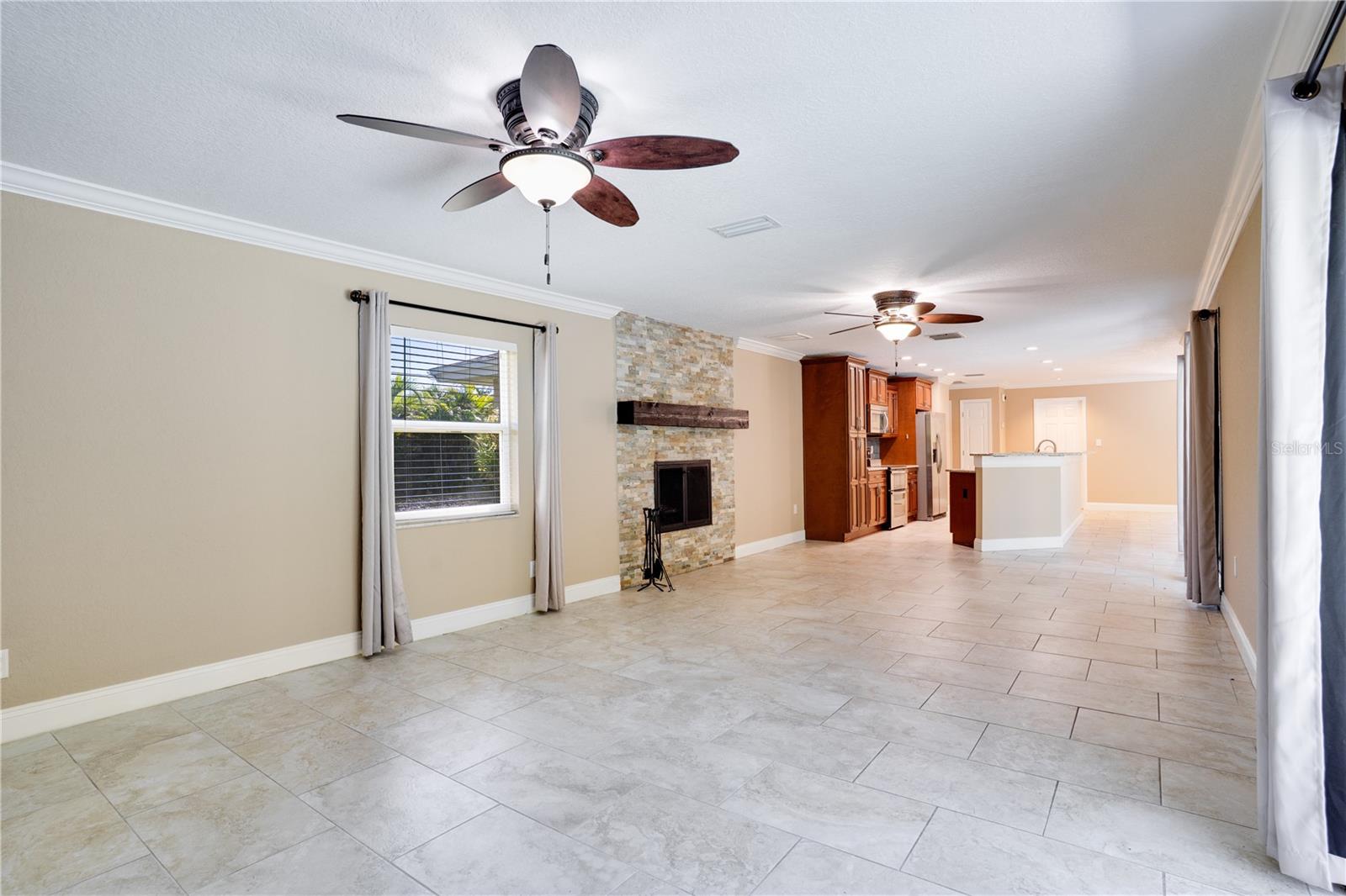 Image 18 of 50 For 8147 Larchwood Road