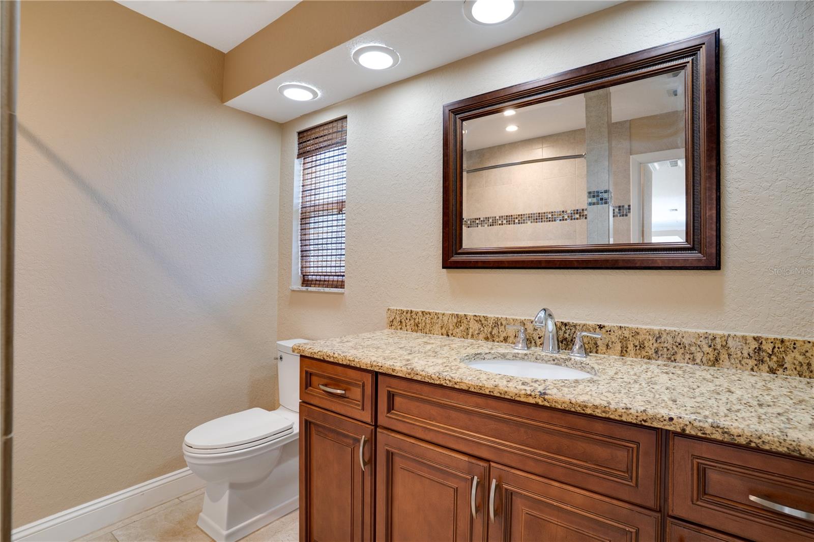 Image 31 of 50 For 8147 Larchwood Road