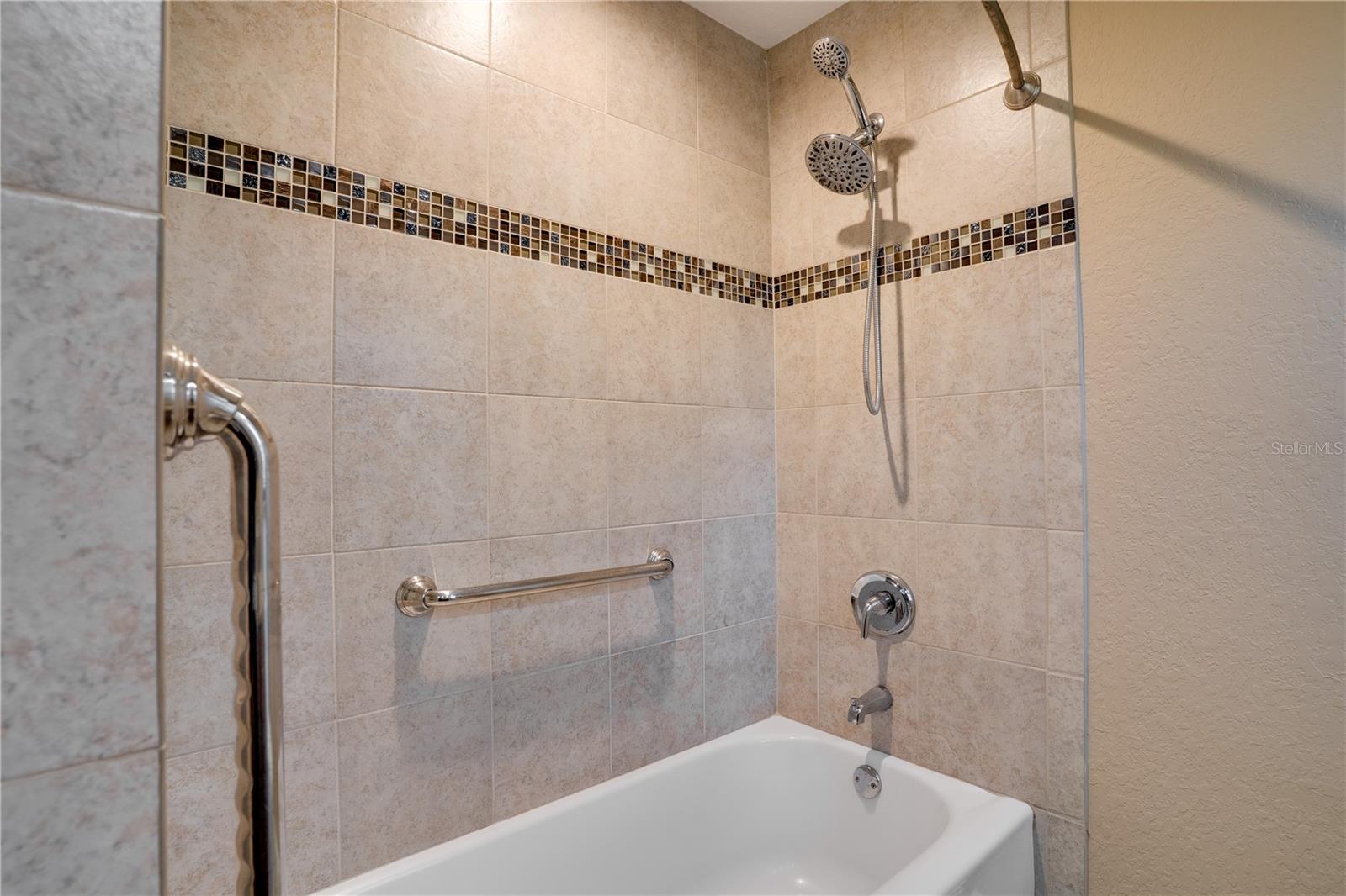 Image 32 of 50 For 8147 Larchwood Road