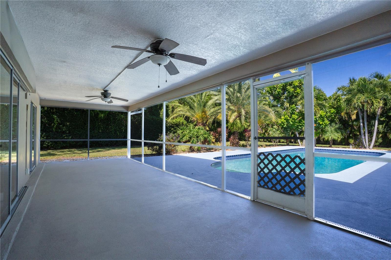 Image 35 of 50 For 8147 Larchwood Road