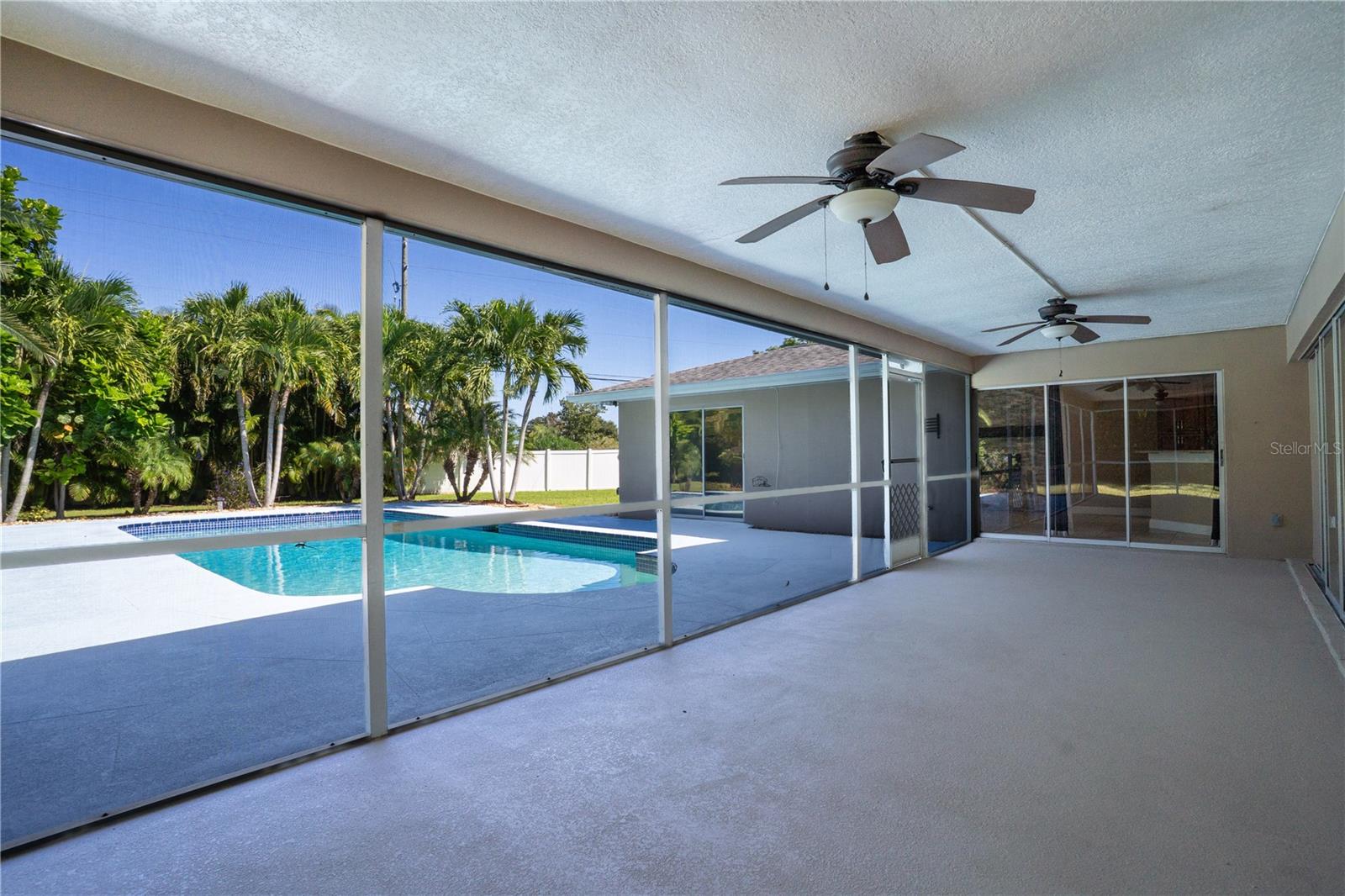 Image 36 of 50 For 8147 Larchwood Road