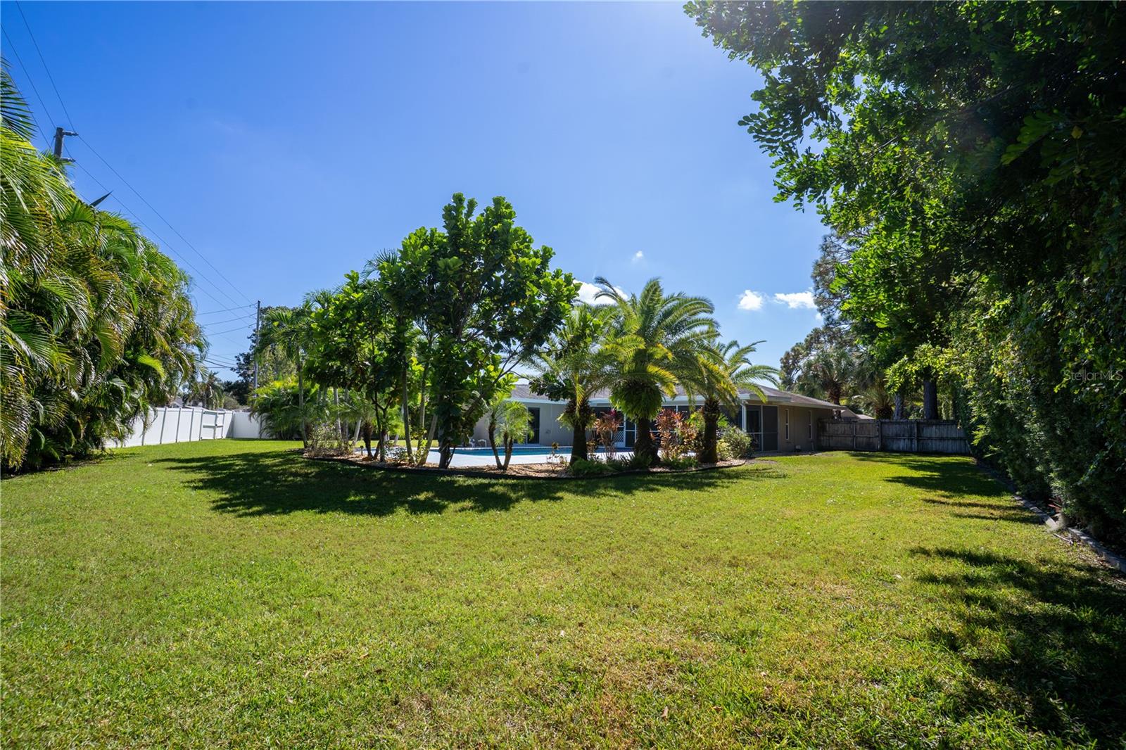 Image 45 of 50 For 8147 Larchwood Road