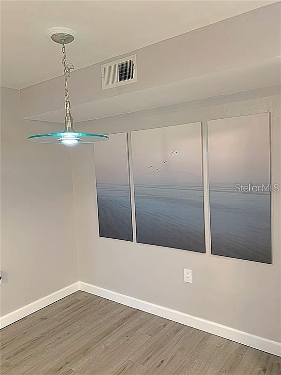 Image 10 of 47 For 500 Belcher Road S 211