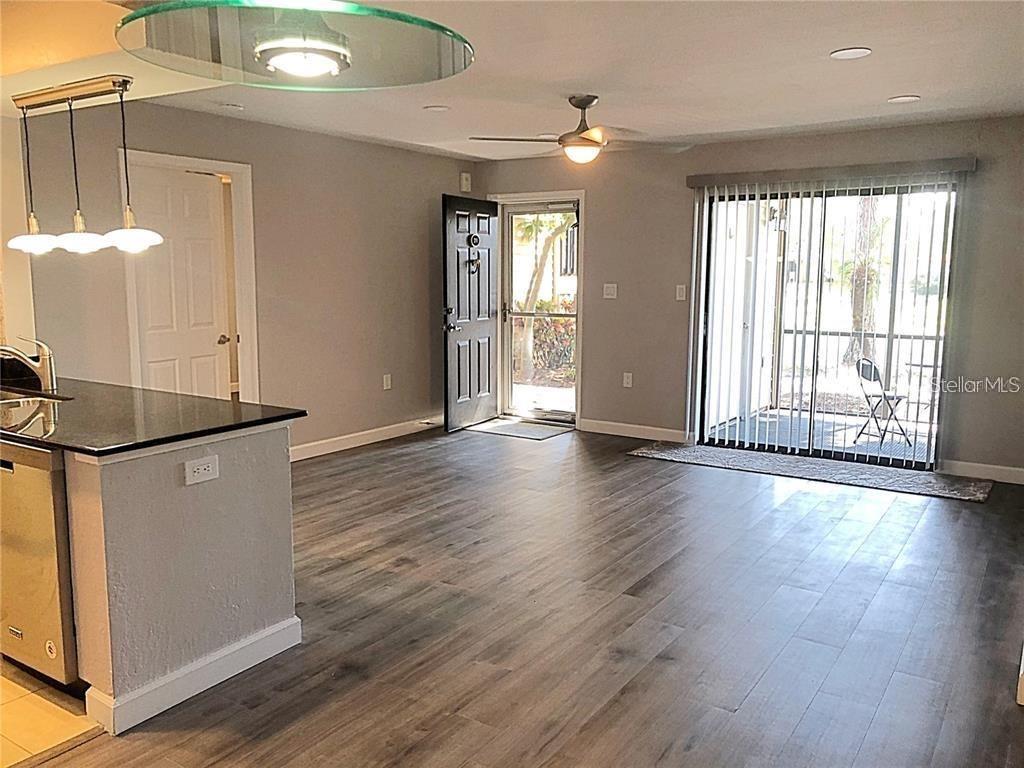 Image 4 of 47 For 500 Belcher Road S 211