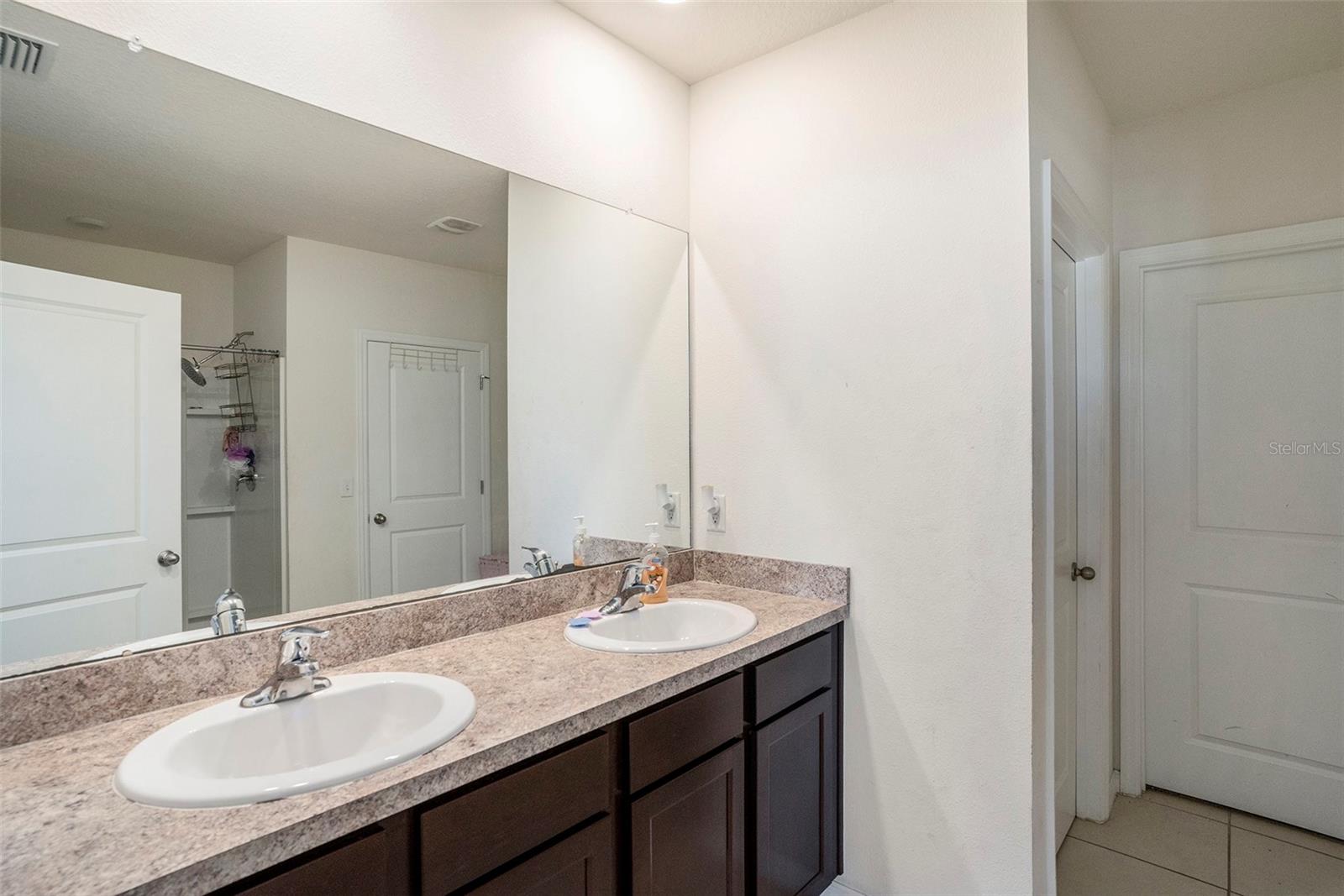 Image 12 of 26 For 10023 Merry Fawn Court