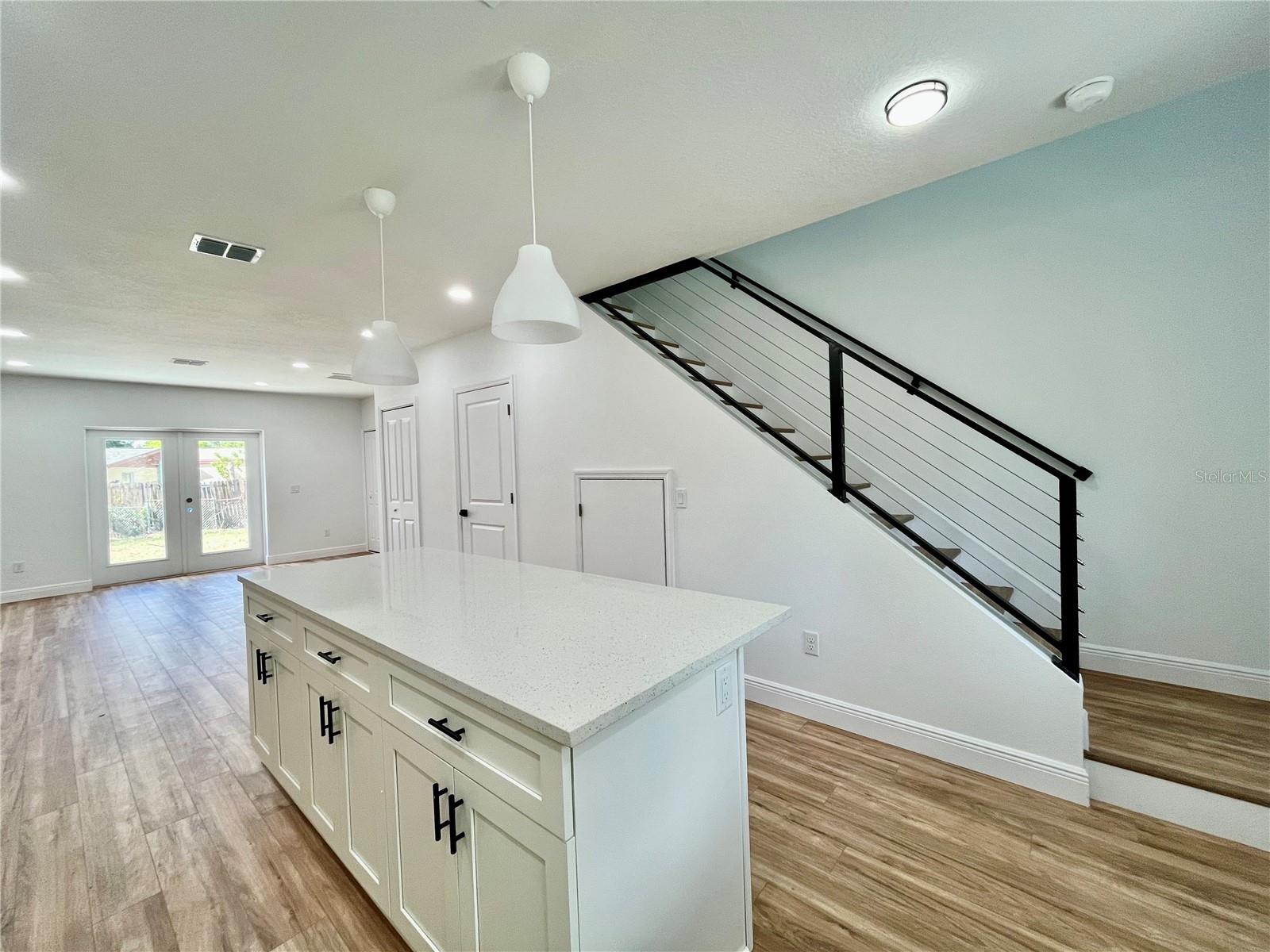 Image 5 of 12 For 8112 Greenwood Avenue