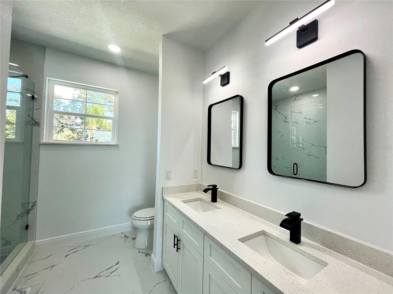 Image 7 of 12 For 8112 Greenwood Avenue