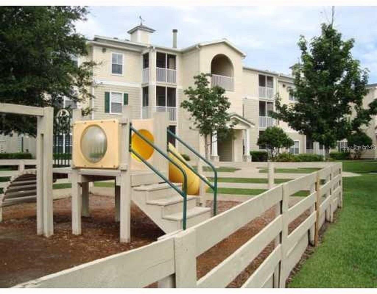 Image 10 of 12 For 18283 Bridle Club Drive 18283