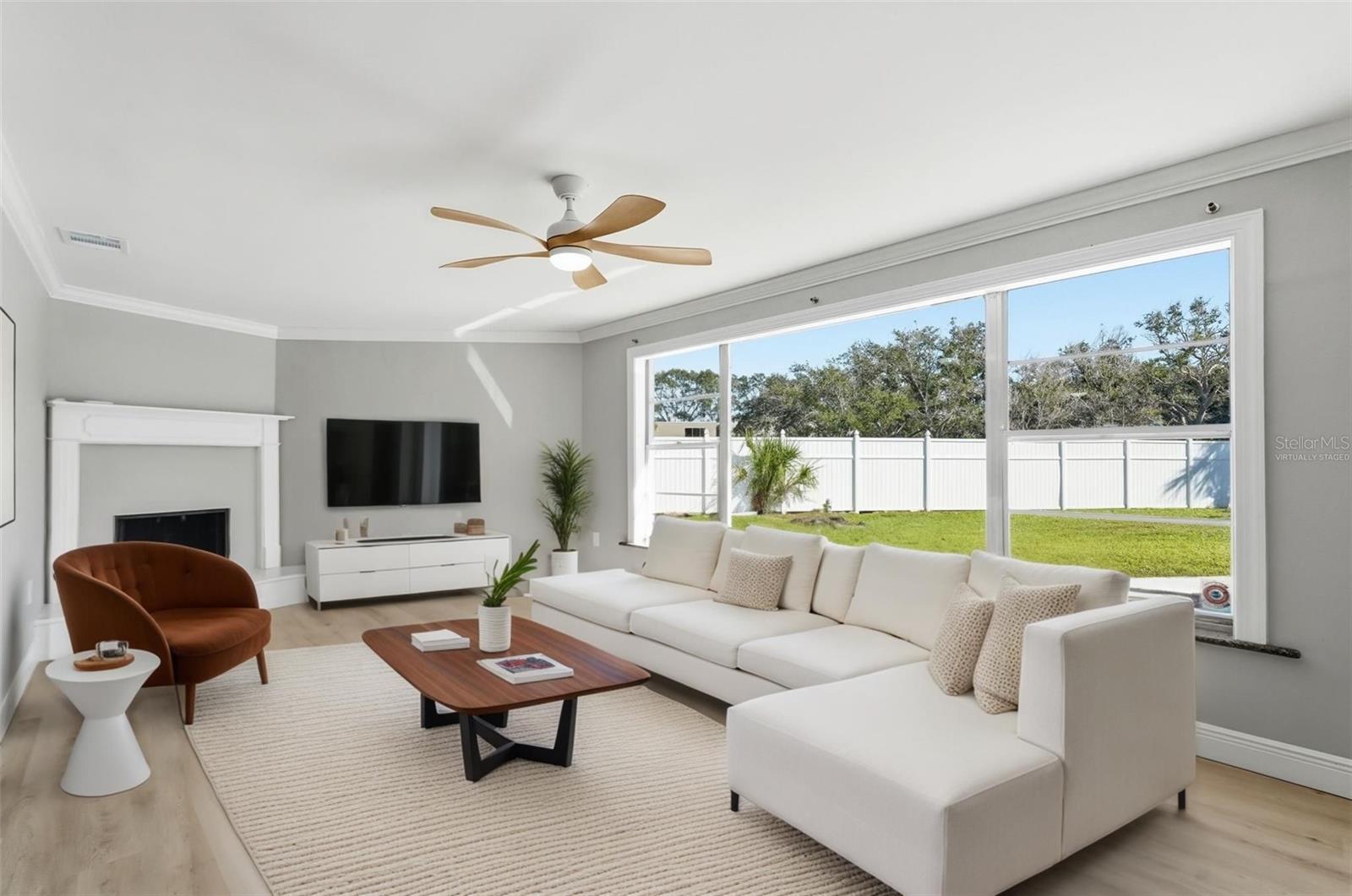 Image 10 of 32 For 101 Michigan Boulevard