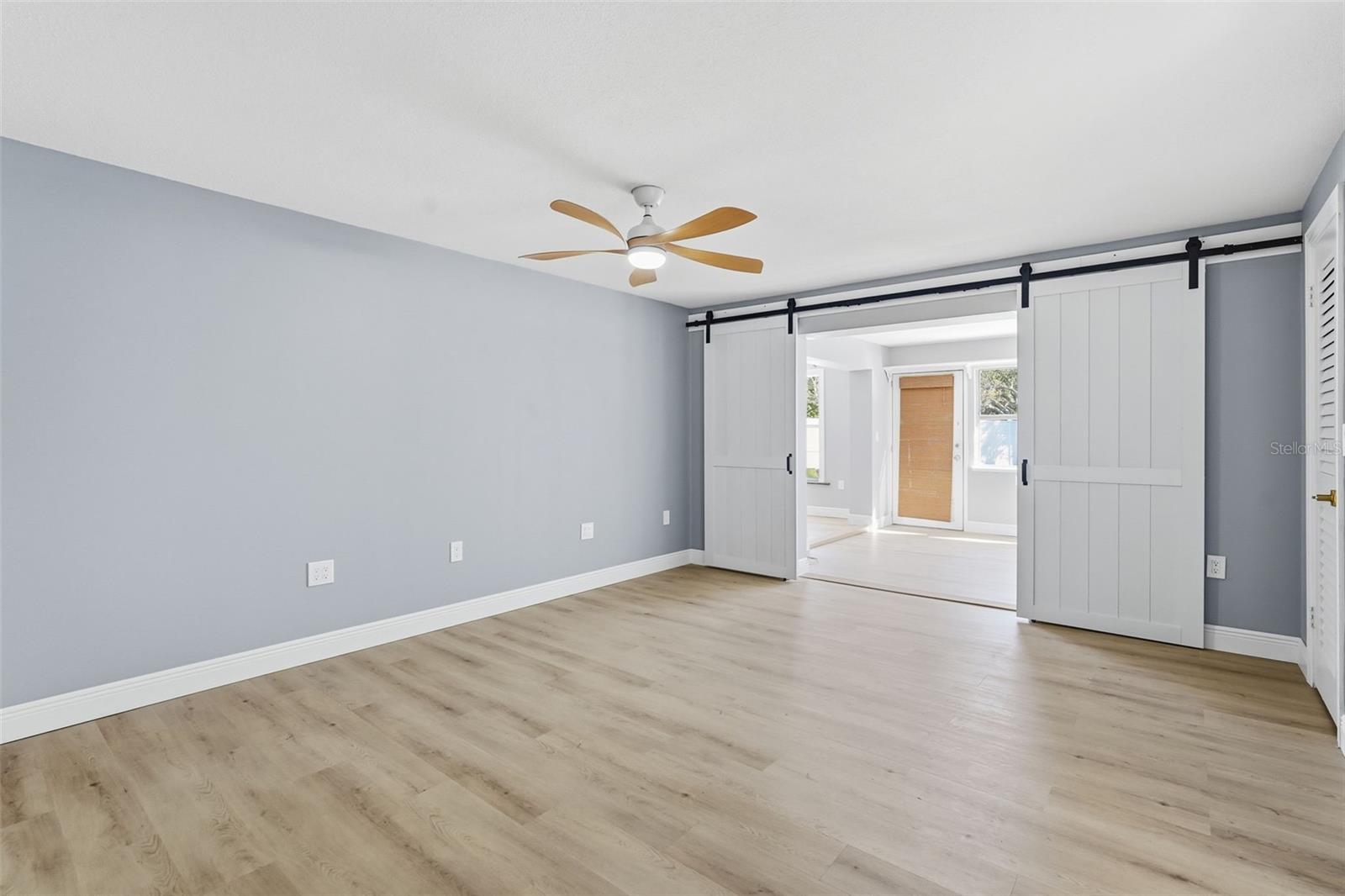 Image 13 of 32 For 101 Michigan Boulevard