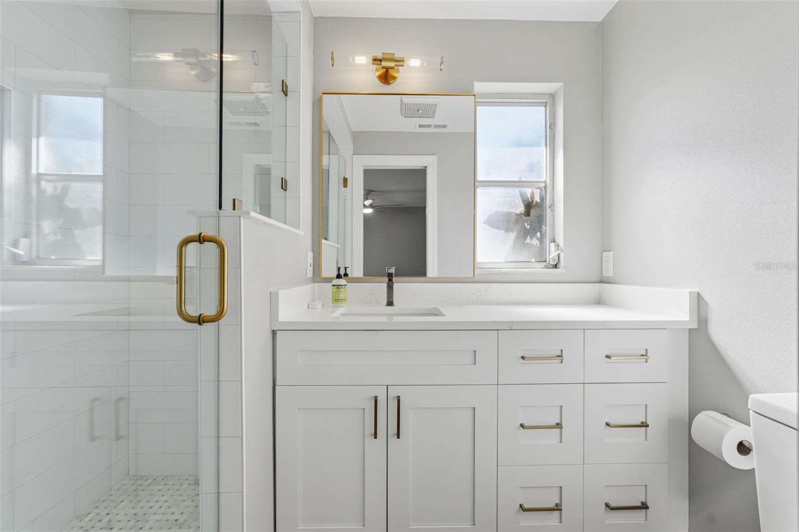 Image 15 of 32 For 101 Michigan Boulevard