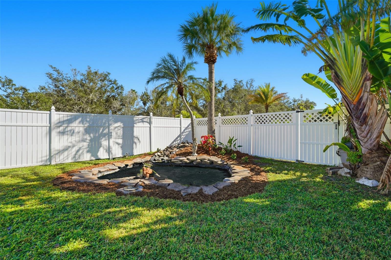 Image 28 of 32 For 101 Michigan Boulevard