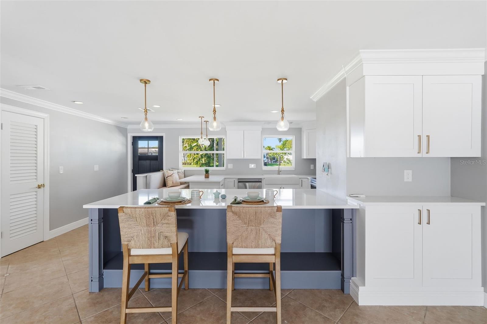 Image 3 of 32 For 101 Michigan Boulevard