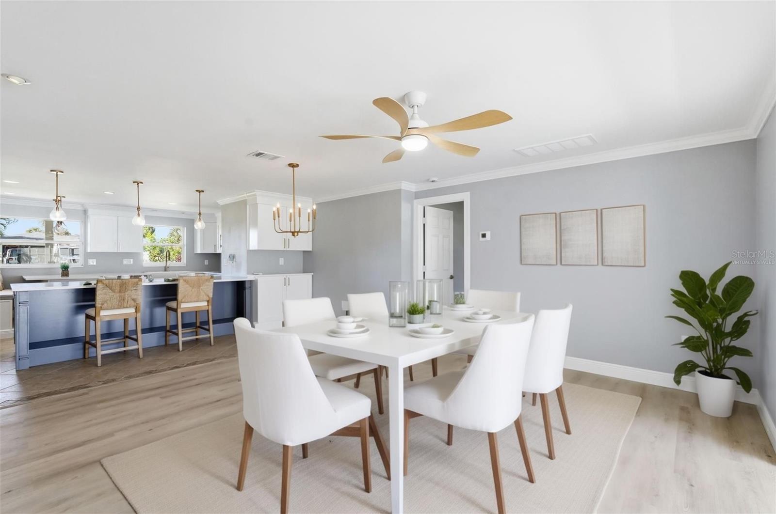 Image 8 of 32 For 101 Michigan Boulevard