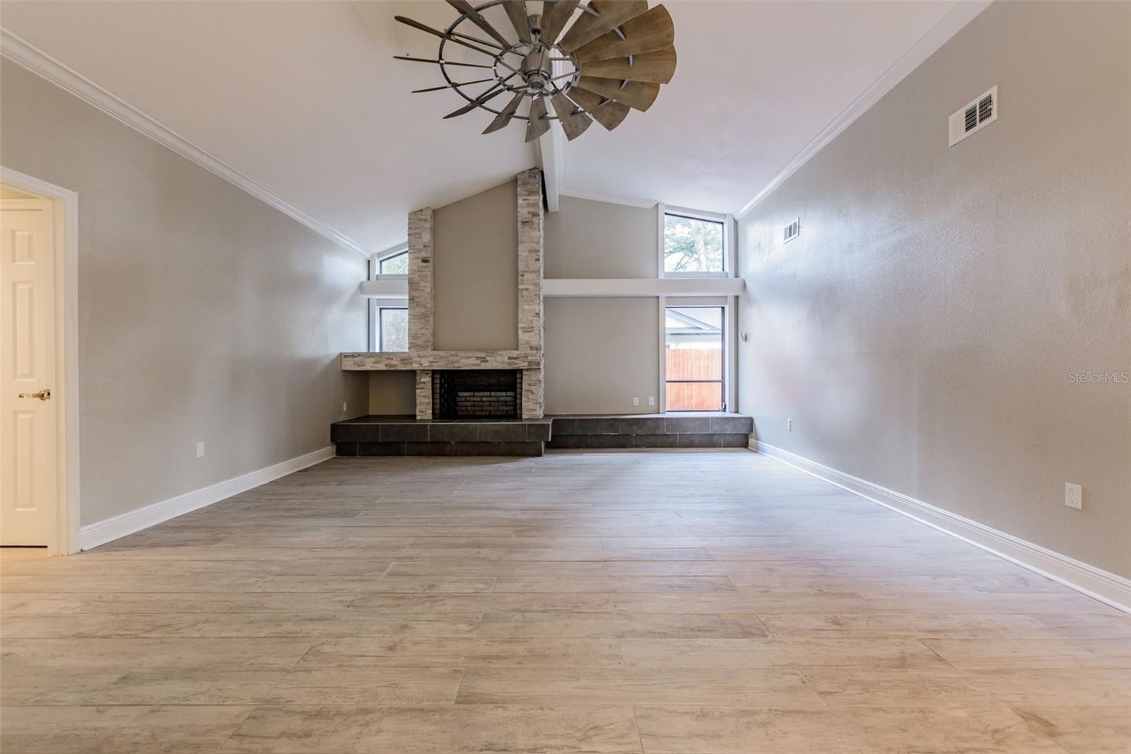 Image 28 of 46 For 2709 Herndon Street