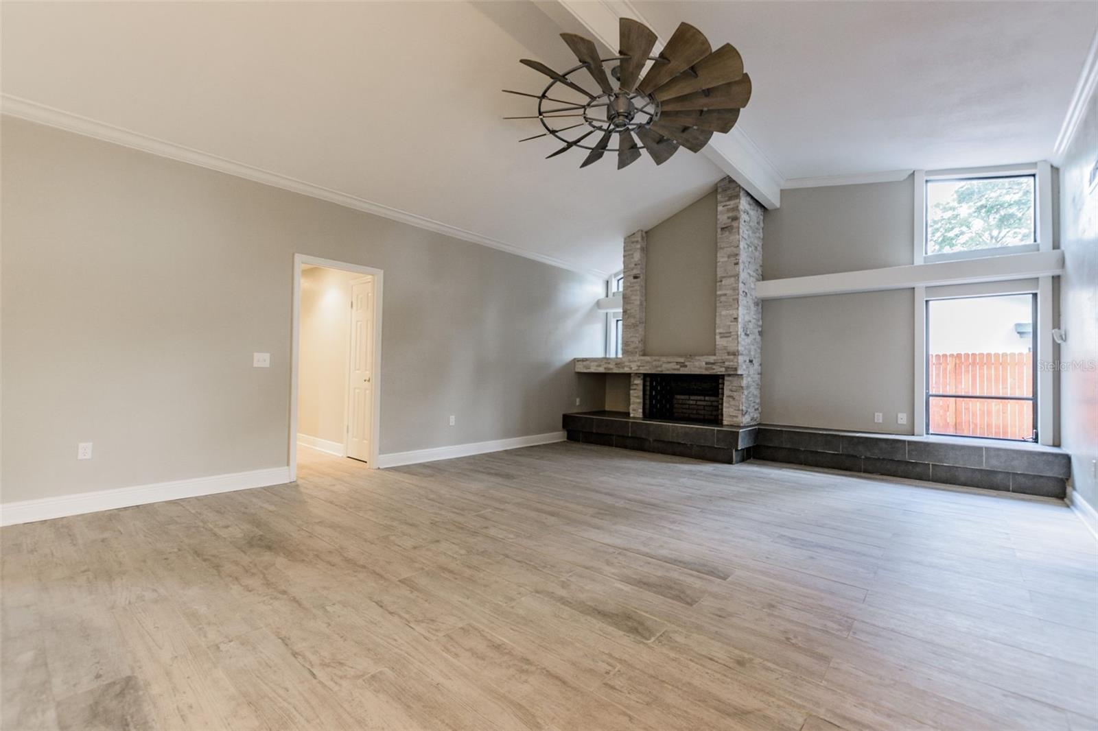 Image 29 of 46 For 2709 Herndon Street