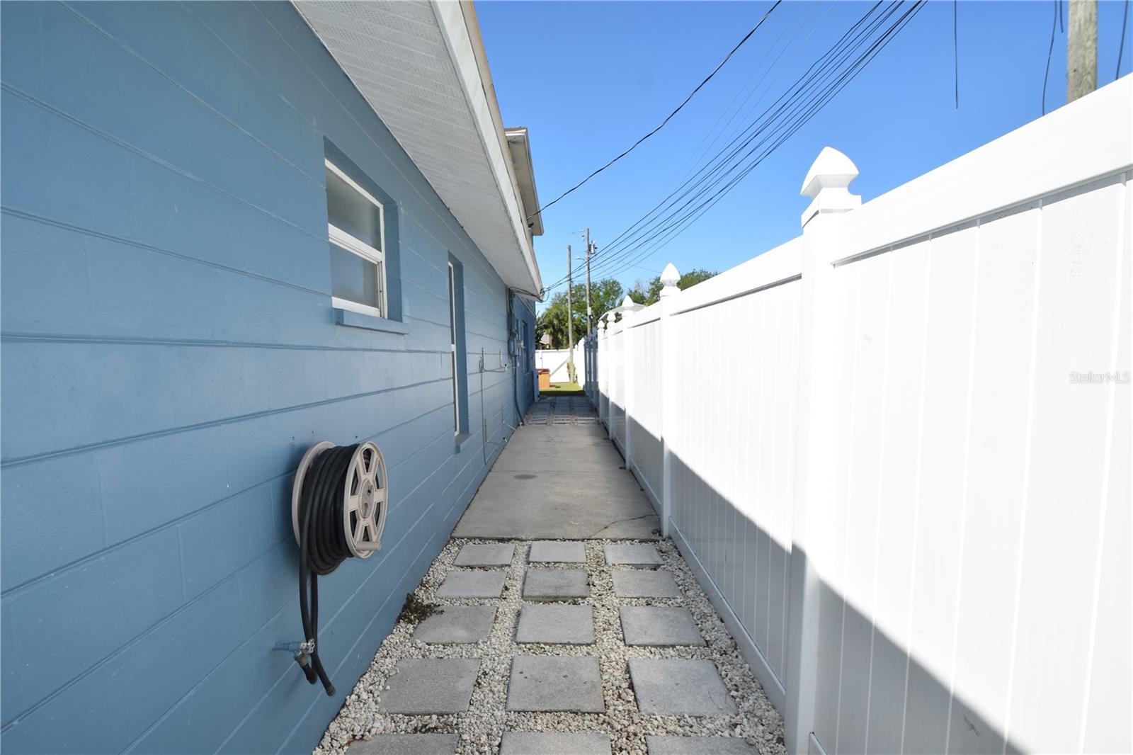 Image 43 of 53 For 2918 10th Street N