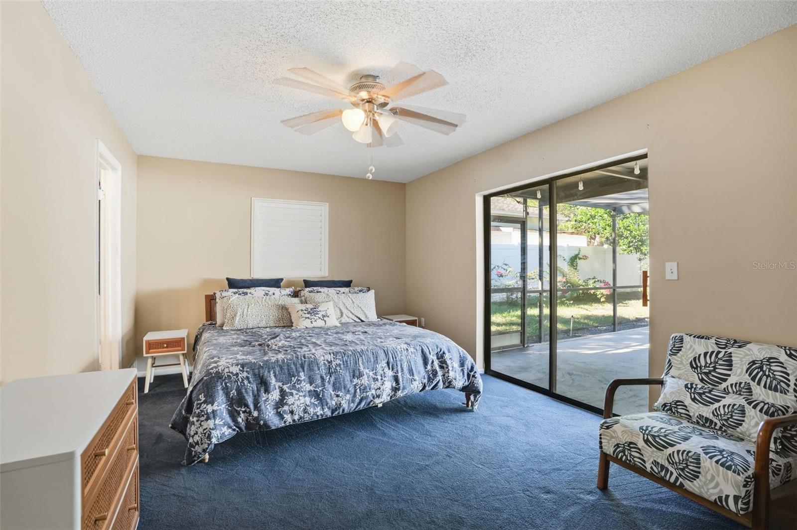 Listing photo id 22 for 2109 Deborah Drive