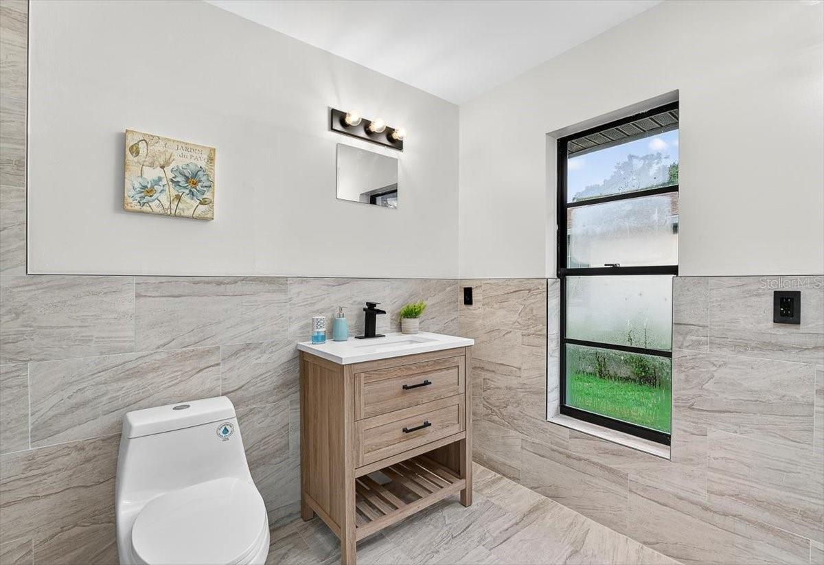 Image 28 of 36 For 11755 Fisherman Lane