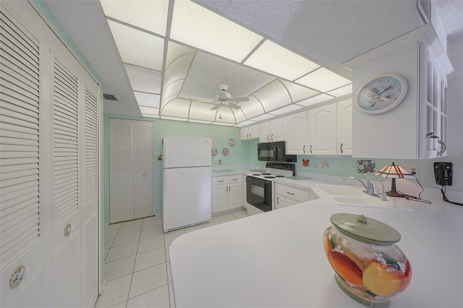 Image 15 of 46 For 1655 Highland Avenue J295