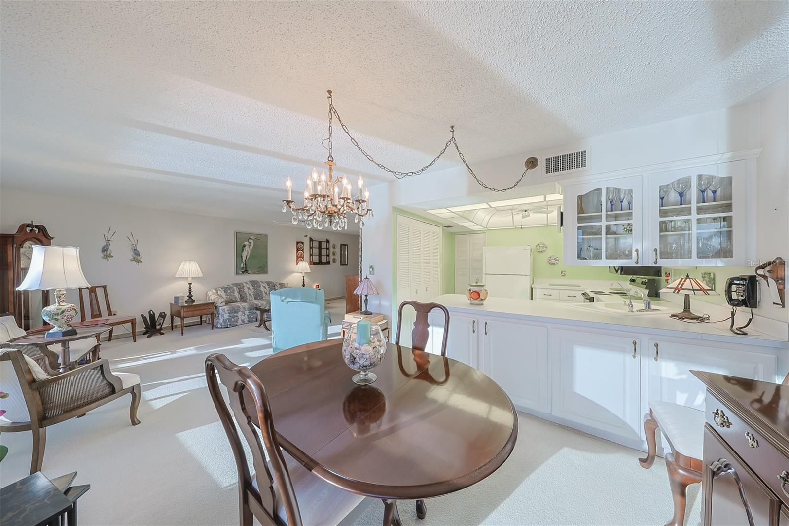Image 16 of 46 For 1655 Highland Avenue J295