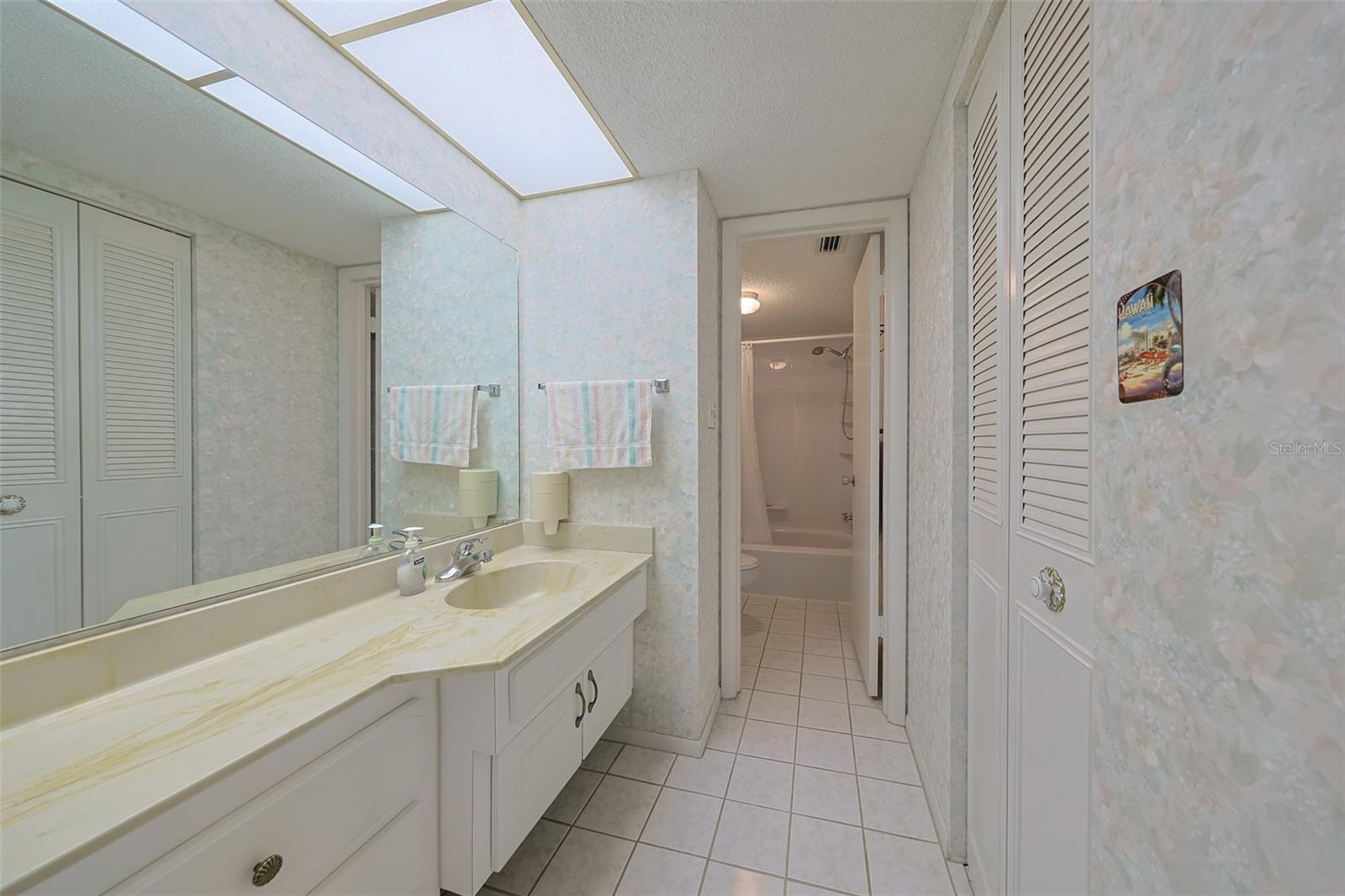Image 23 of 46 For 1655 Highland Avenue J295