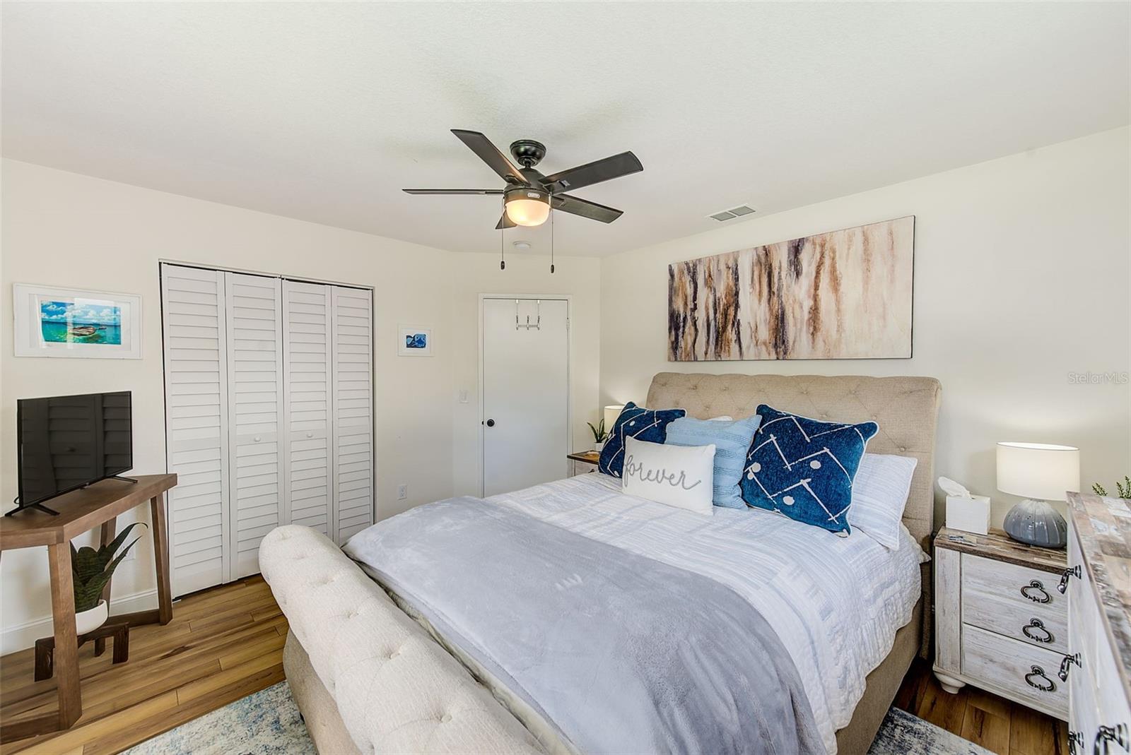 Image 15 of 33 For 4703 Wallace Avenue