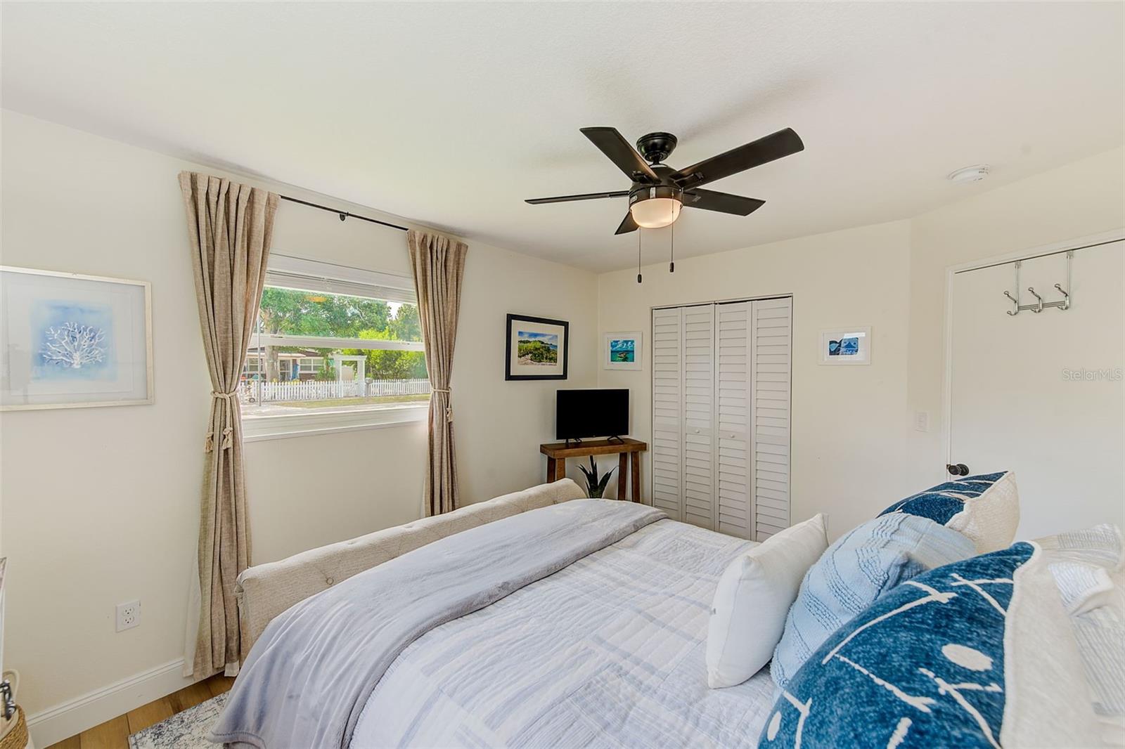 Image 16 of 33 For 4703 Wallace Avenue