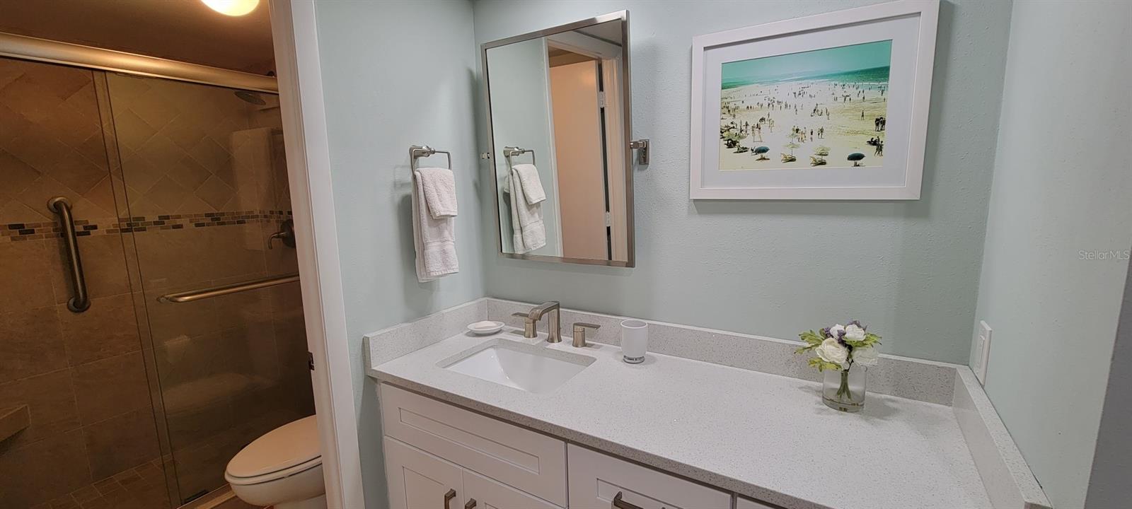 Image 10 of 28 For 632 Edgewater Drive 537
