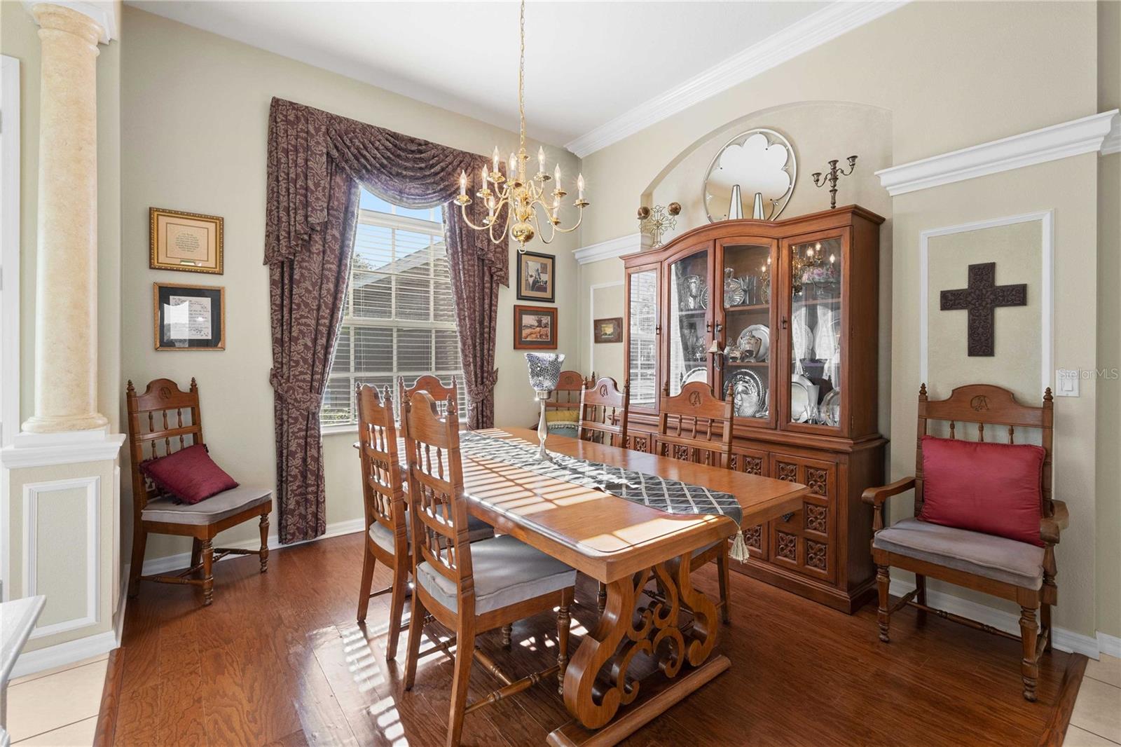 Image 12 of 75 For 13301 Thoroughbred Drive