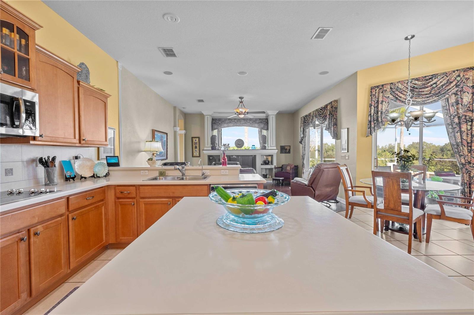 Image 17 of 75 For 13301 Thoroughbred Drive