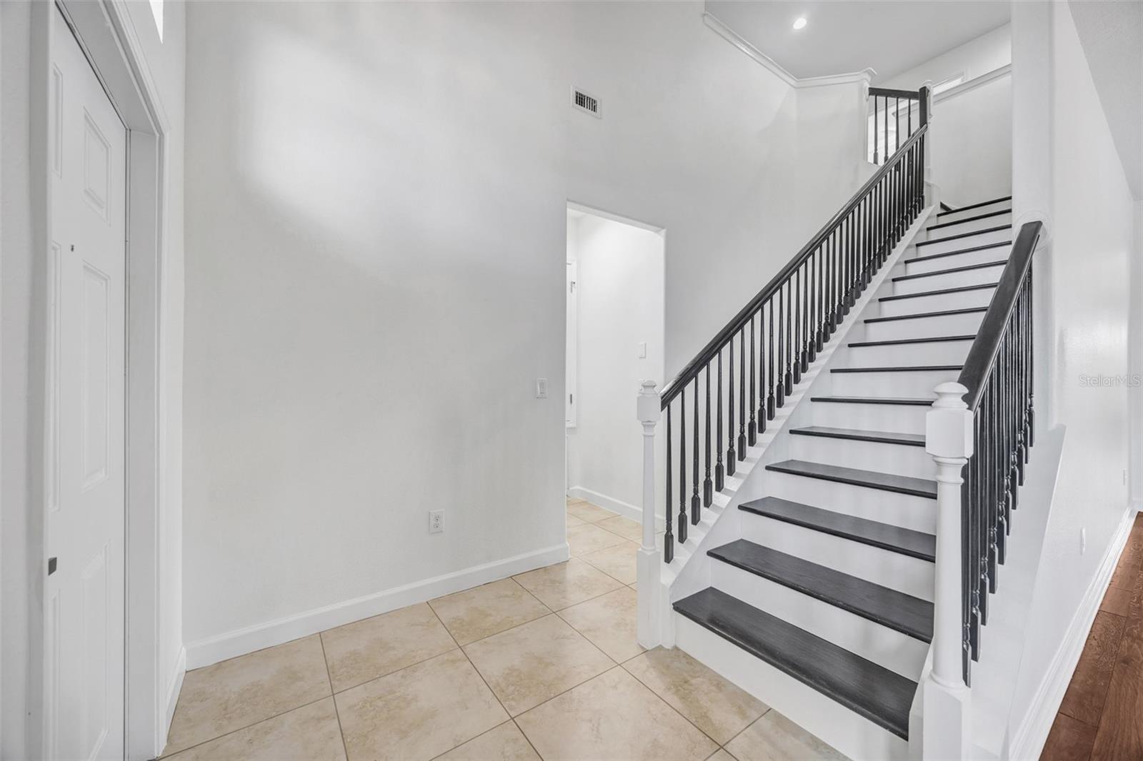 Image 11 of 75 For 19084 Shalott Court