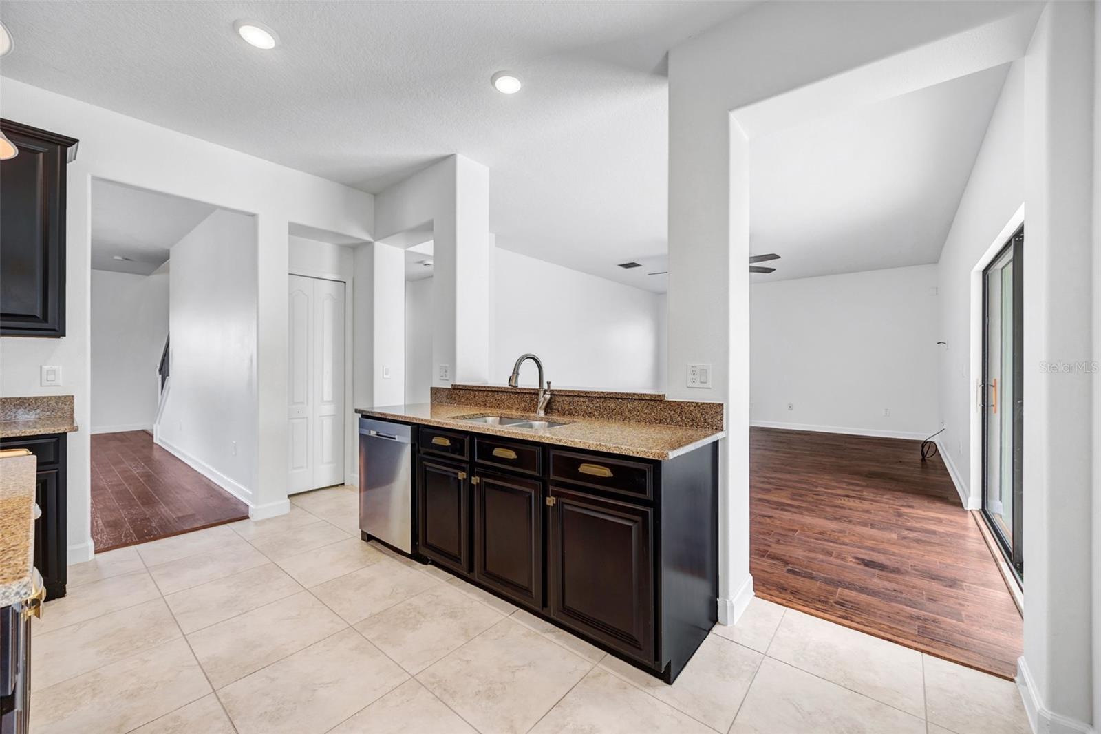 Image 19 of 75 For 19084 Shalott Court