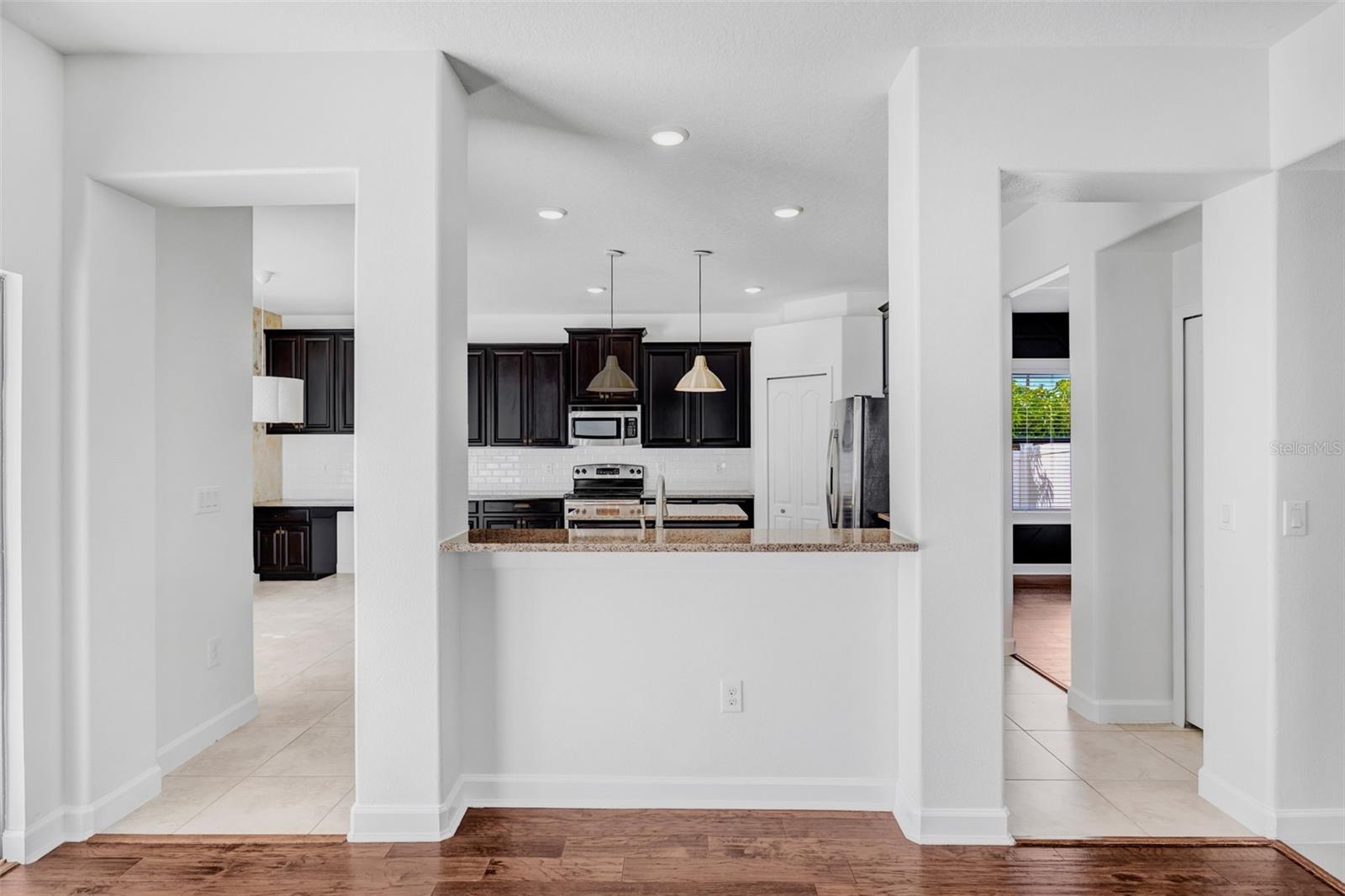 Image 21 of 75 For 19084 Shalott Court