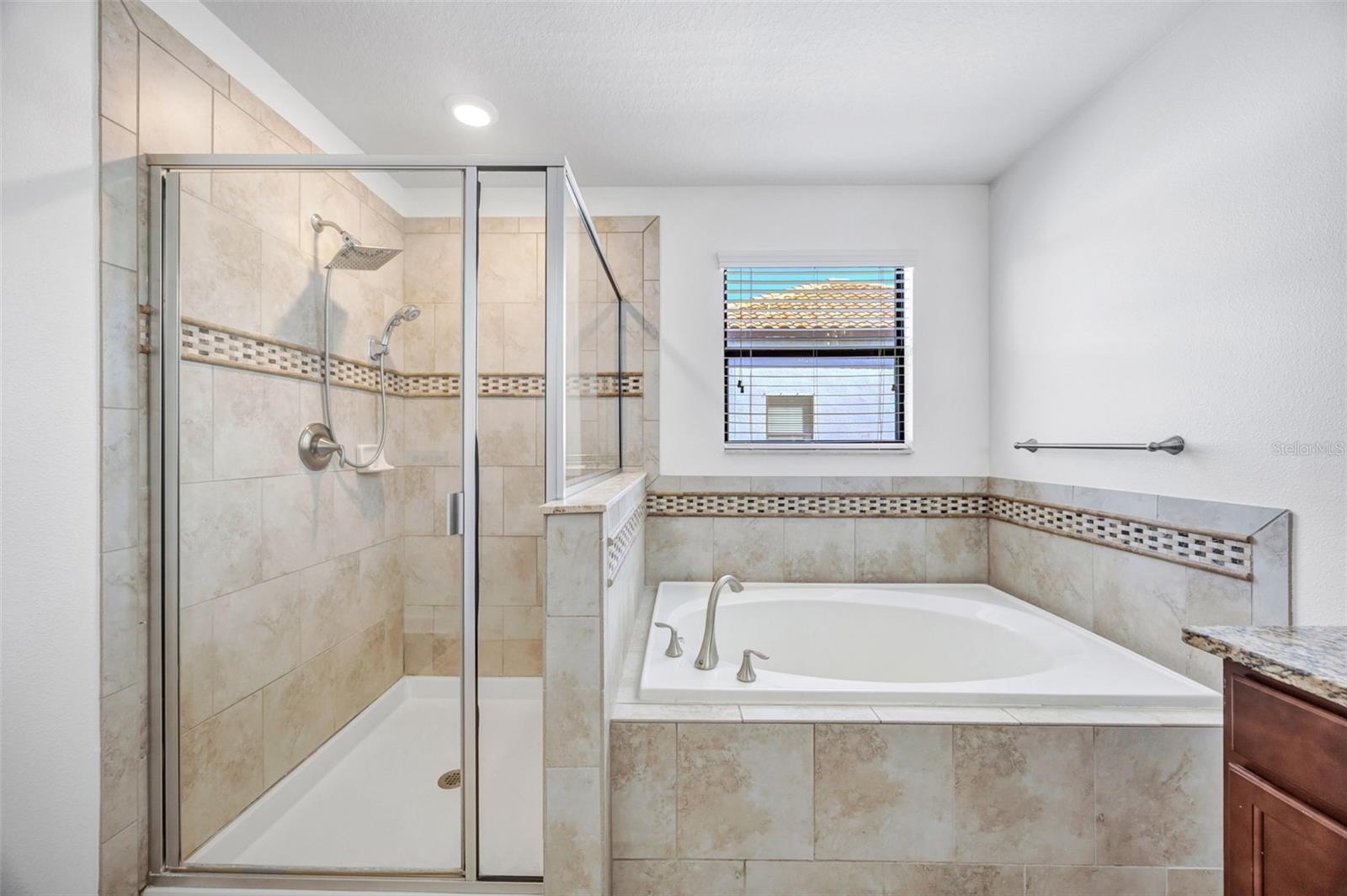 Image 33 of 75 For 19084 Shalott Court