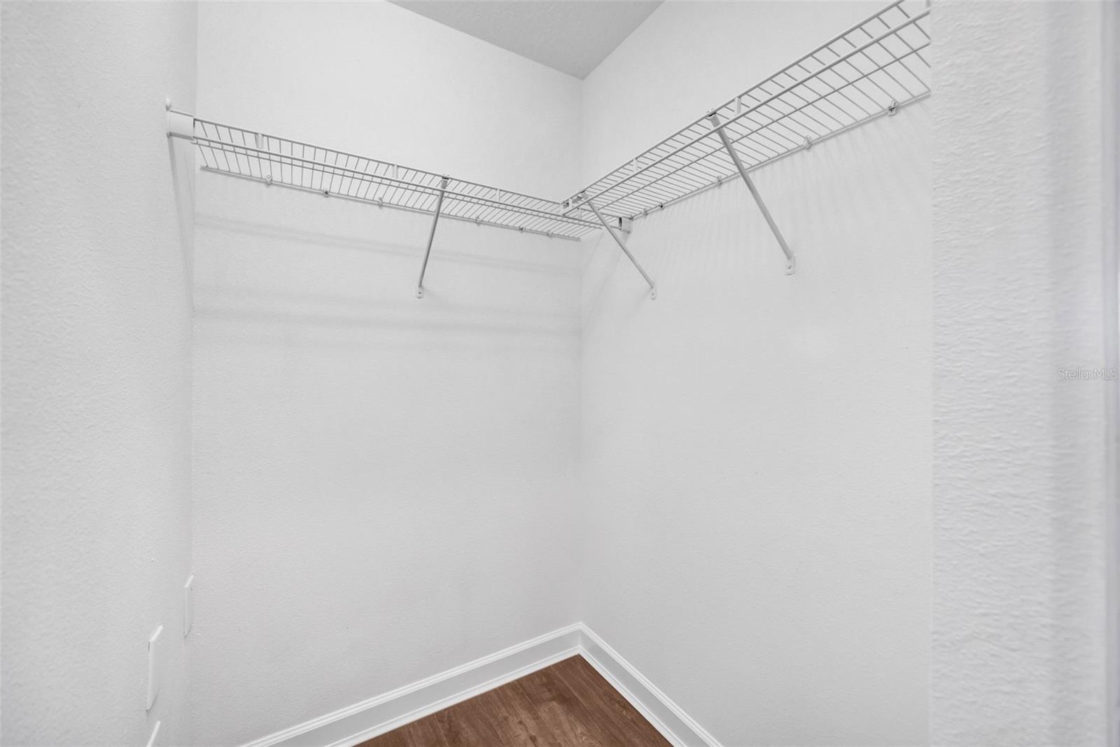 Image 37 of 75 For 19084 Shalott Court