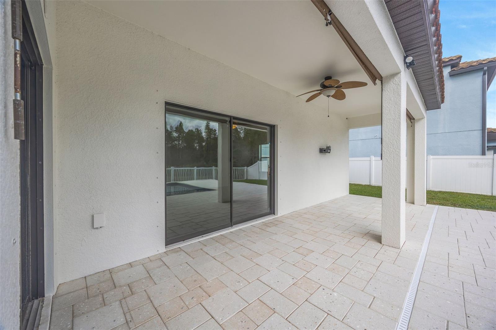 Image 63 of 75 For 19084 Shalott Court