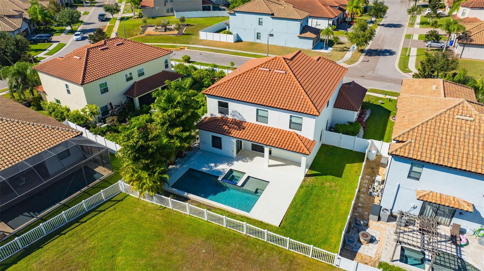 Image 68 of 75 For 19084 Shalott Court