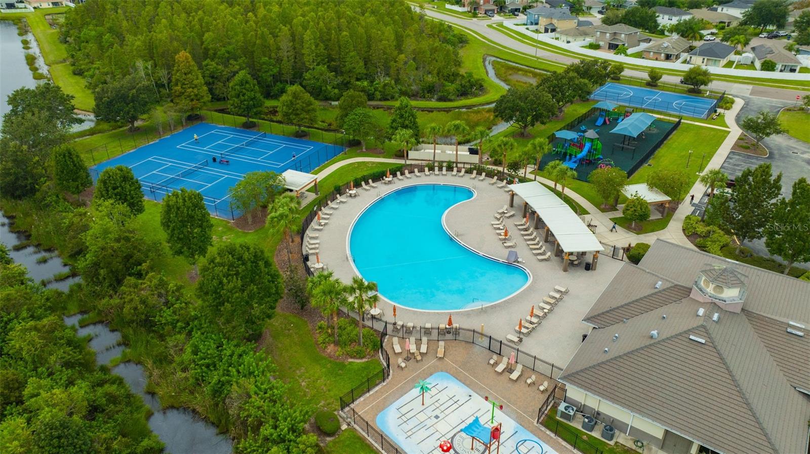 Image 72 of 75 For 19084 Shalott Court