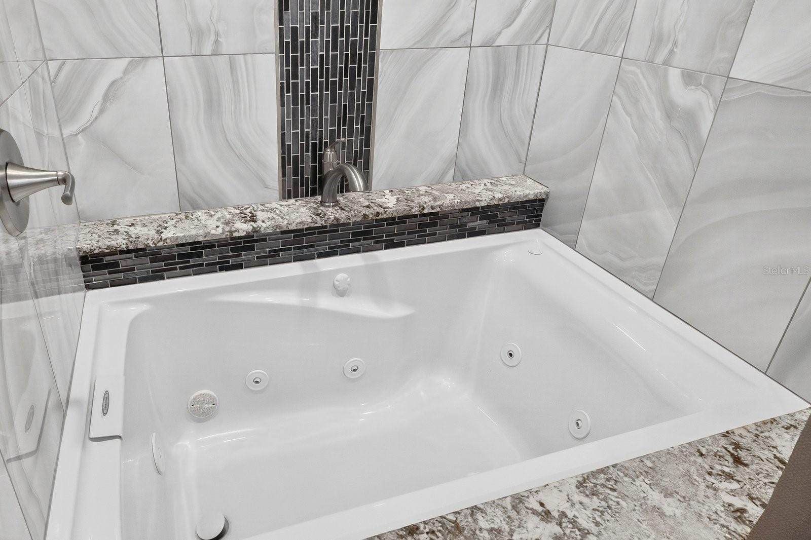 Image 17 of 29 For 4208 Hubert Avenue