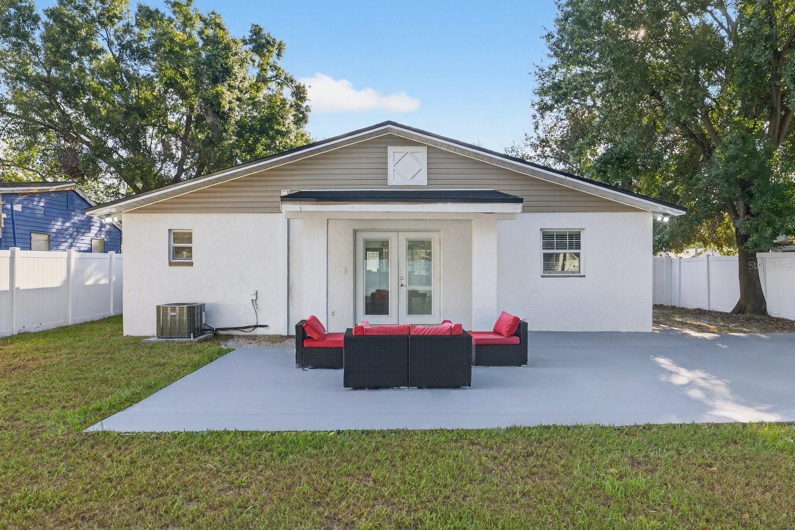 Image 21 of 29 For 4208 Hubert Avenue